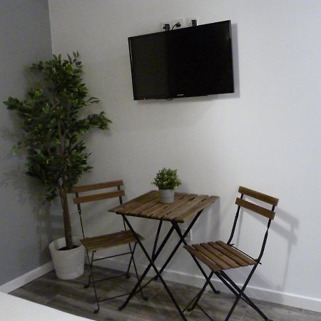 Ferienwohnung Intimo Y Acogedor "Algunos" Con Banera Hidromasaje Valencia Exterior foto