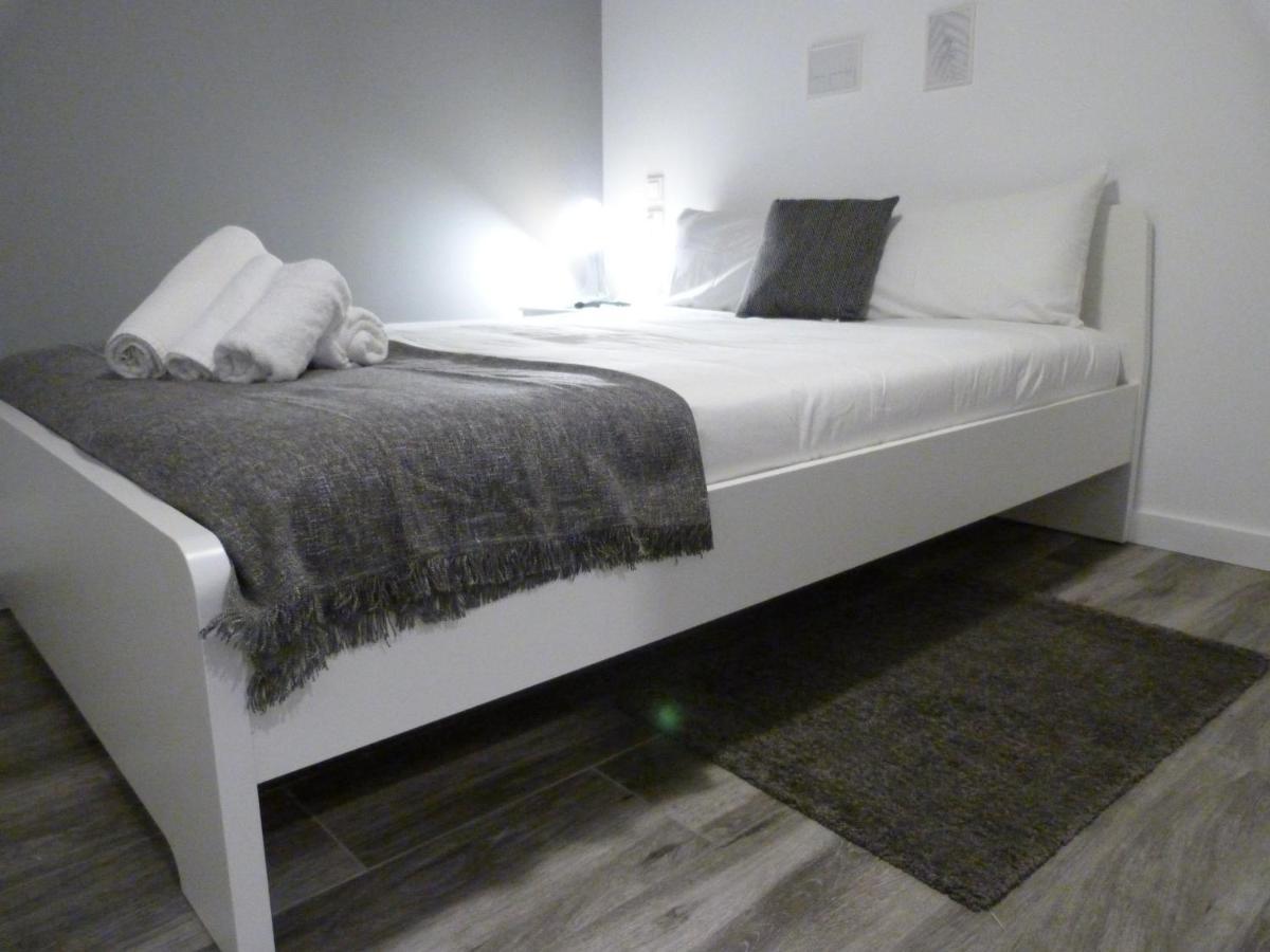Ferienwohnung Intimo Y Acogedor "Algunos" Con Banera Hidromasaje Valencia Exterior foto